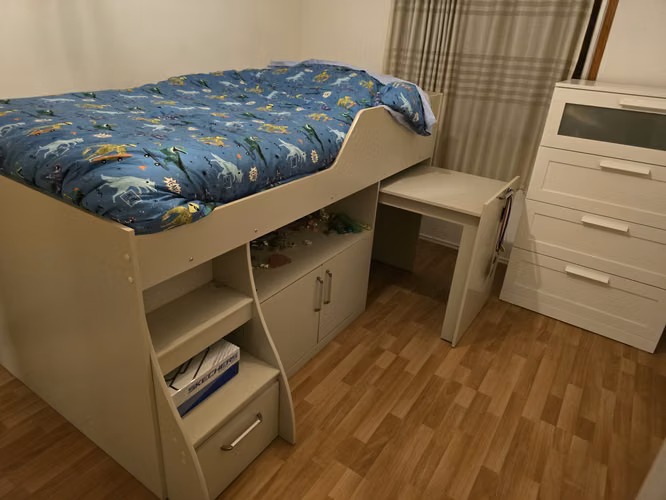 Cama alta plaza 1/2 infantil