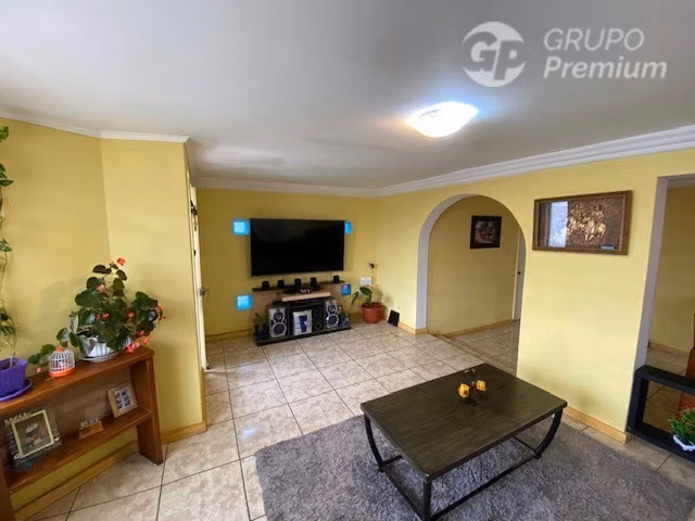 Casa venta 4D 1B 3E en Peñaflor hermosa buena conectividad