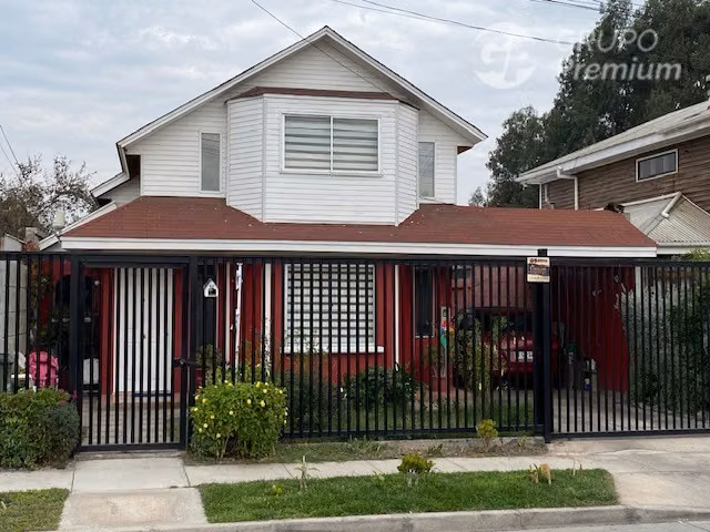 Casa venta 4D 1B 3E en Peñaflor hermosa buena conectividad
