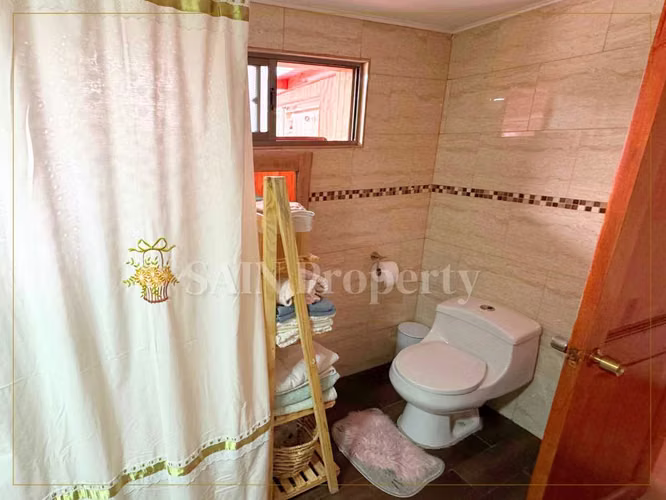 Propiedad sólida en sector residencial (164651)