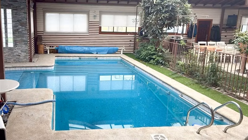 Gran oportunidad Casa en venta de 4 dorm. en Castro
