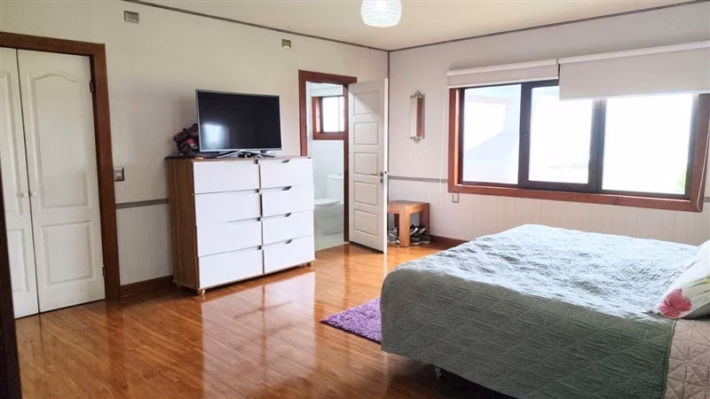 Gran oportunidad Casa en venta de 4 dorm. en Castro
