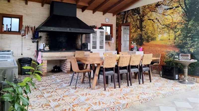 Gran oportunidad Casa en venta de 4 dorm. en Castro