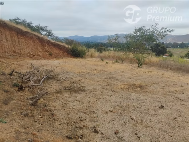 Parcela en venta en María Pinto 5000m2 agua de pozo+ luz