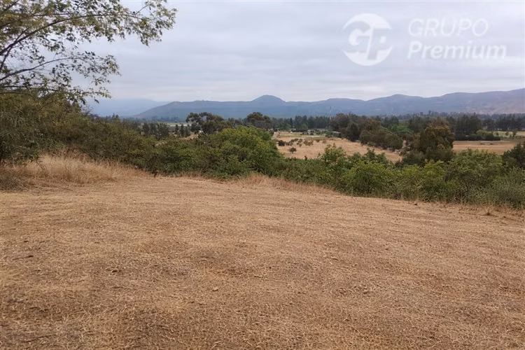 Parcela en venta en María Pinto 5000m2 agua de pozo+ luz