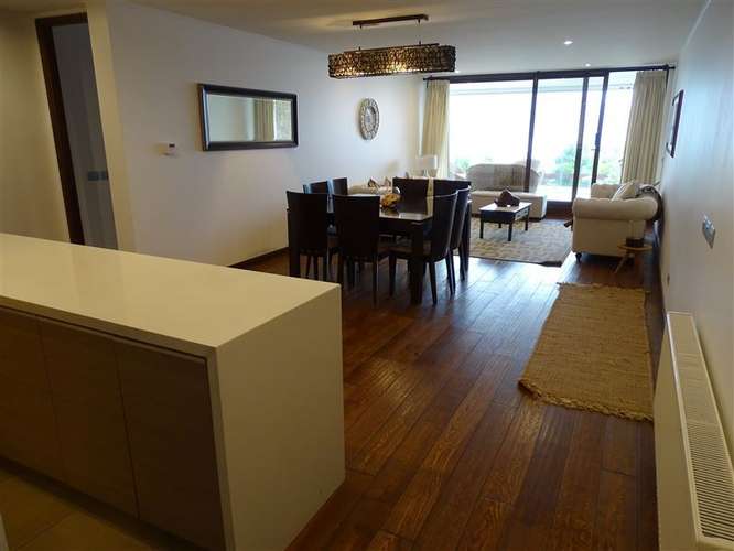 Increible condo Aiwinco con playa, marina a pasos del centro