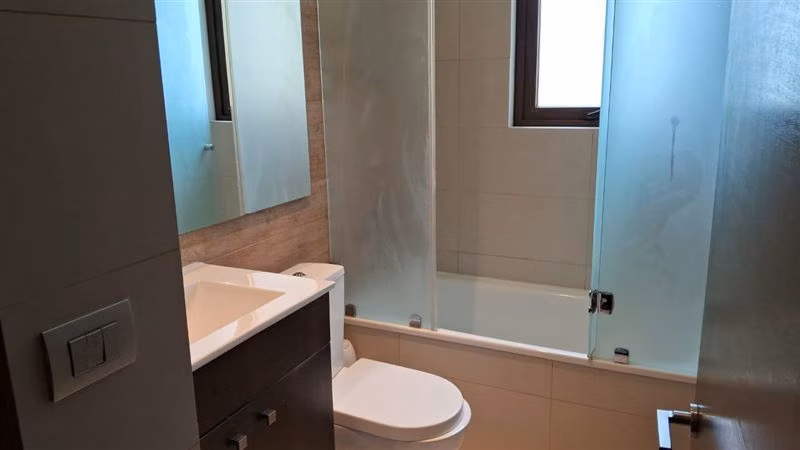 Increible condo Aiwinco con playa, marina a pasos del centro