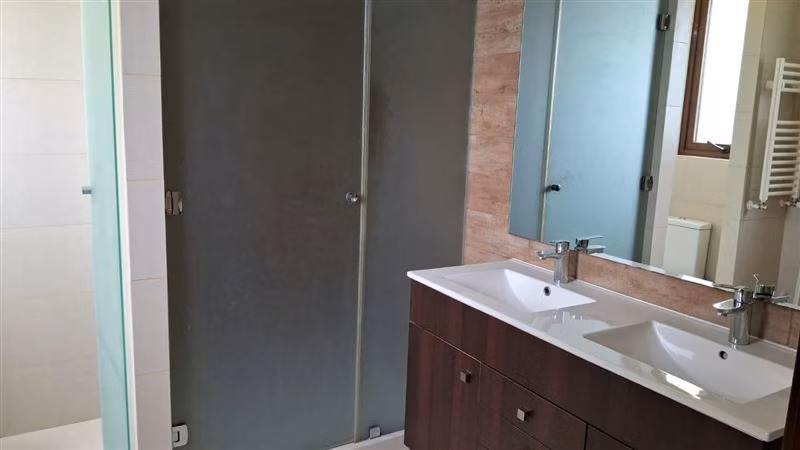 Increible condo Aiwinco con playa, marina a pasos del centro