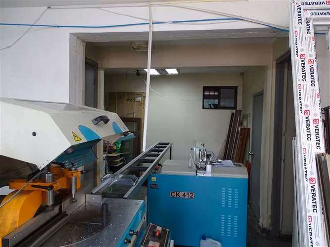 Casa en Bilbao apta para oficina o microempresa familiar