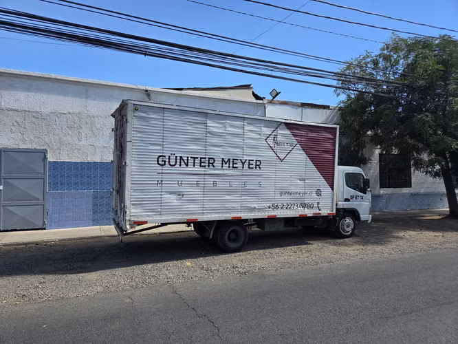 Camion Mitsubishi Canter Fuso 7.5 2012