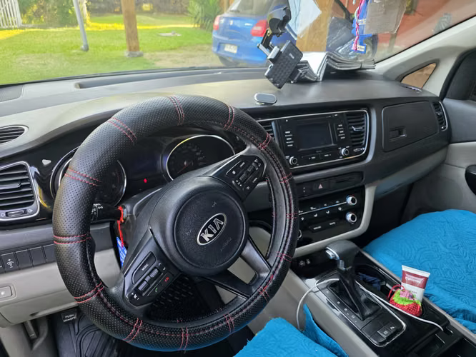 KIA GRAND CARNIVAL 2018 DIESEL Laminas seguridad