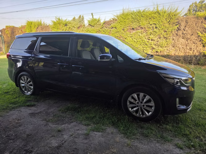 KIA GRAND CARNIVAL 2018 DIESEL Laminas seguridad