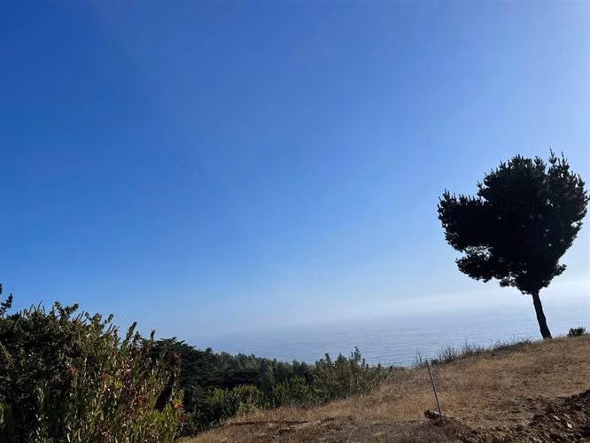 HERMOSA PARCELA EN QUINCHEUMO CON VISTA AL MAR EN PRIMERA LI