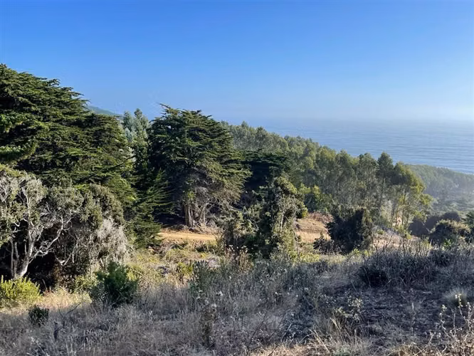 HERMOSA PARCELA EN QUINCHEUMO CON VISTA AL MAR EN PRIMERA LI