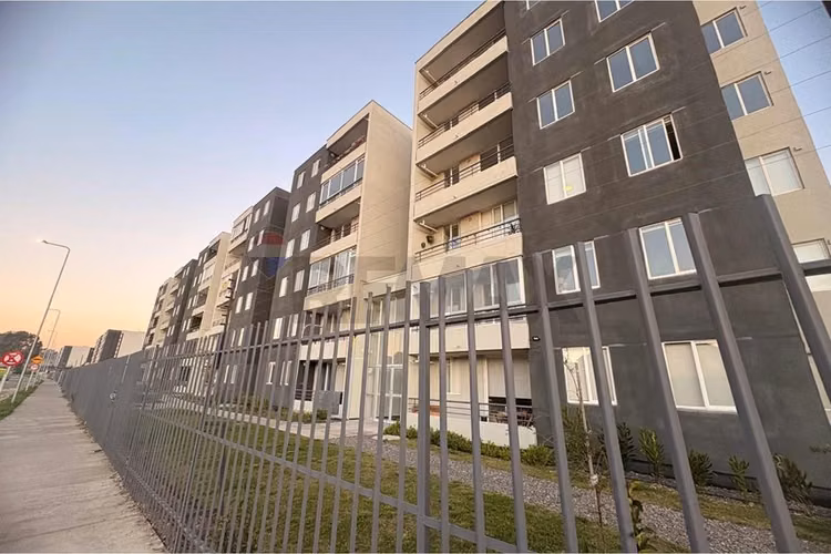 Arriendo departamento - lomas de san sebastian