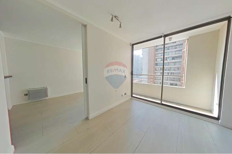 Impecable estacionamiento y bodega - Imagen 13