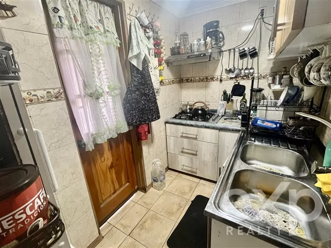Casa en venta 282 mts2, 3D, 2B, estacionamiento - Imagen 8