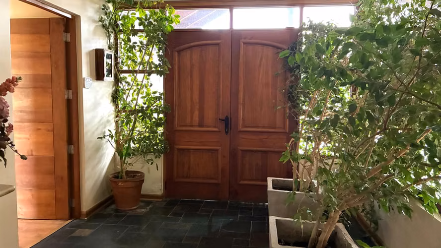 CASA EN VENTA EN PARCELA EN CONDOMINIO DE ZAPALLAR