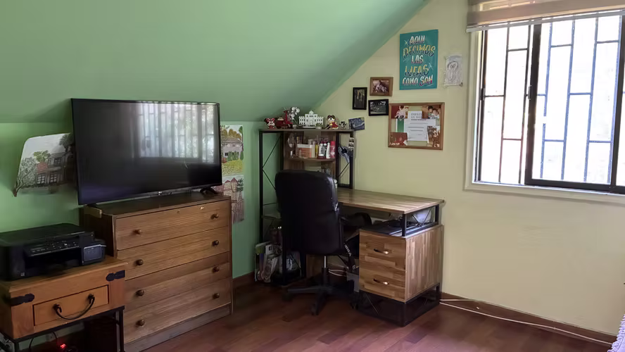 VENTA CASA SECTOR PIRINEOS 2 EN AVENIDA ESPAÑA DE CURICO