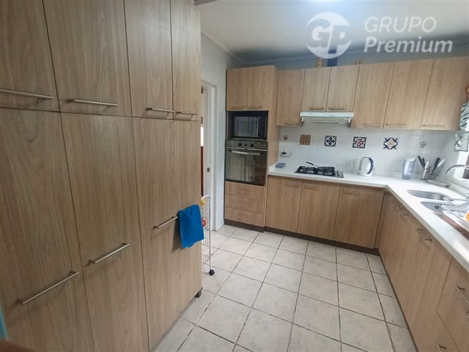ESTUPENDA casa en Viña alto 4D3B
