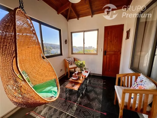ESTUPENDA casa en Viña alto 4D3B