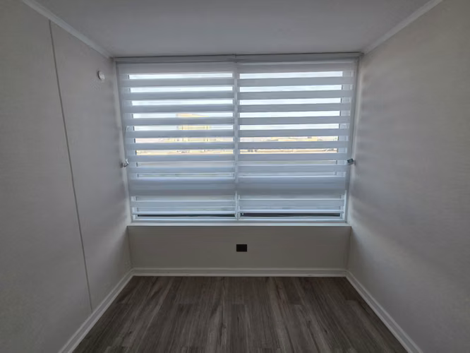 Avenida Varela 875 (1 Est ) [2941-4]