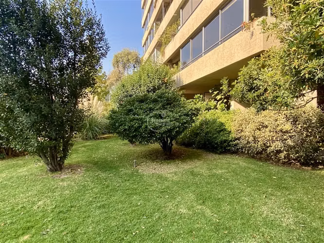 Departamento venta 4 dorm. Providencia Colegio San Ignacio