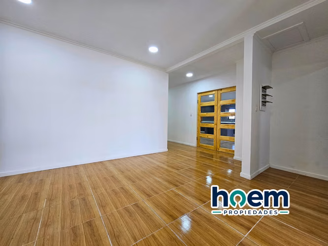 Parcela en venta con moderna casa,  cerca de Talca
