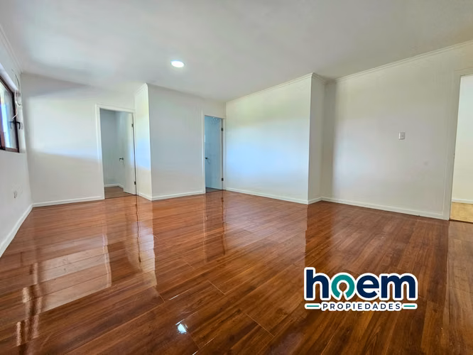 Parcela en venta con moderna casa,  cerca de Talca