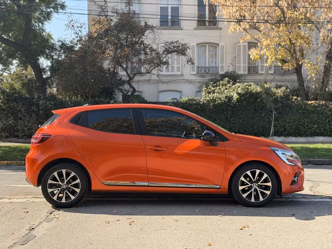 2023 Renault Clio 1.0T Intens