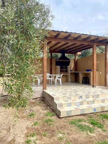 ARRIENDO AMPLIA CASA NUEVA VALLE DE AZAPA (164799)