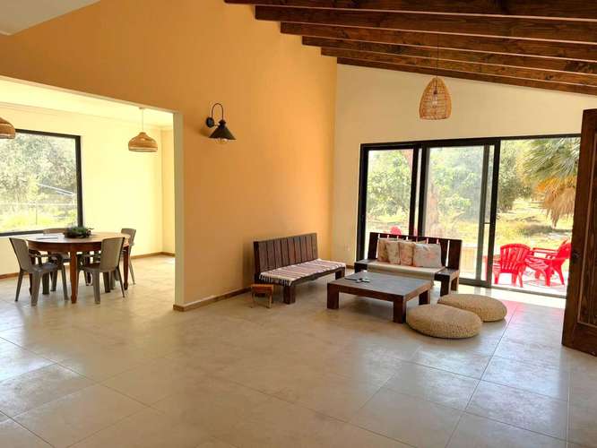 ARRIENDO AMPLIA CASA NUEVA VALLE DE AZAPA (164799)