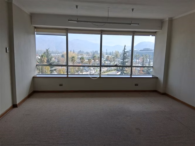 Oficina en arriendo en Lo Barnechea