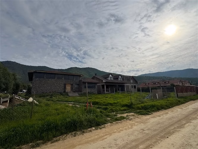 PARCELA CON DOS CASAS EN PARCELACION ALTO DEL ROSARIO. PHURT - Imagen 17