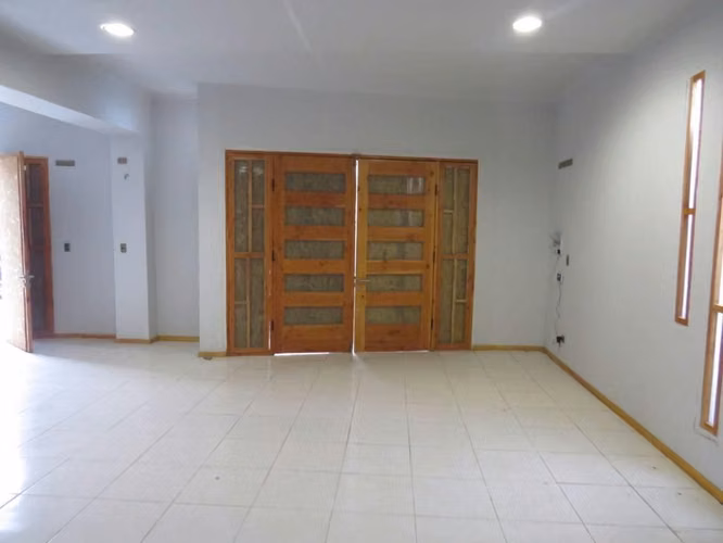 Arriendo 60 UF Gran Local Calle Astorga/ Caceres Rancagua