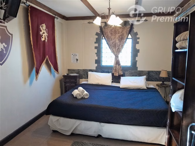 Venta de Propiedad Castillo en Sector Recreo, Viña del Mar