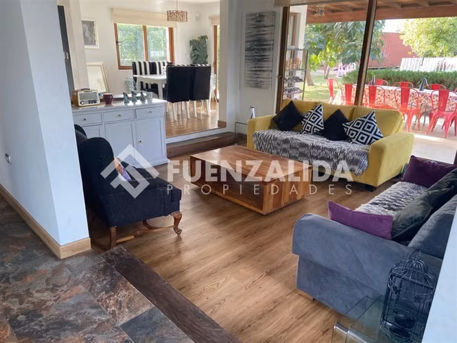 Parcela en venta en Colina