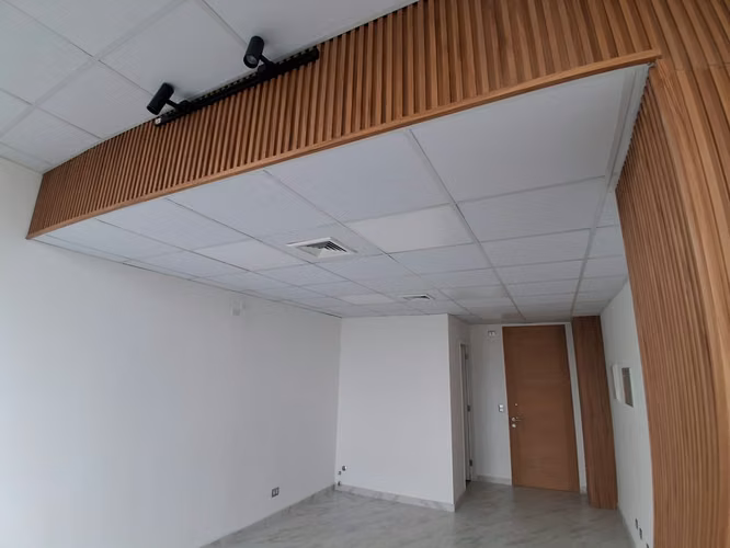 Oficina/Consulta 23 m² Edificio Arenas – Frente Hospital – 9 UF