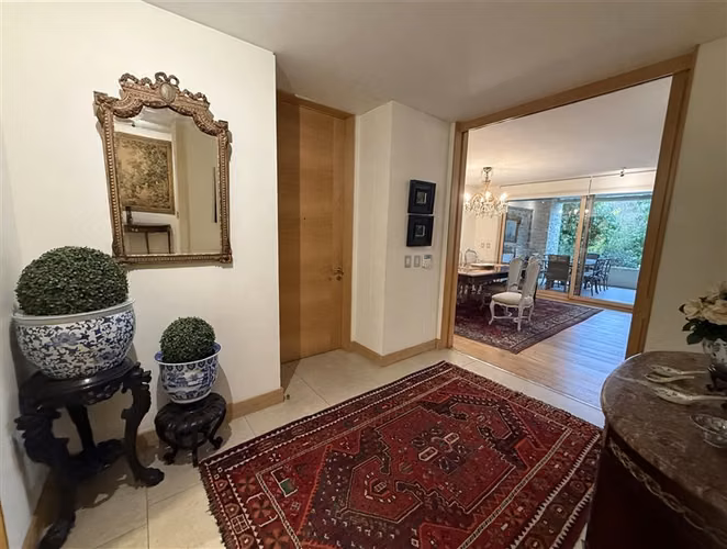 Departamento en venta de 3 dorm en Lo Barnechea - Imagen 2