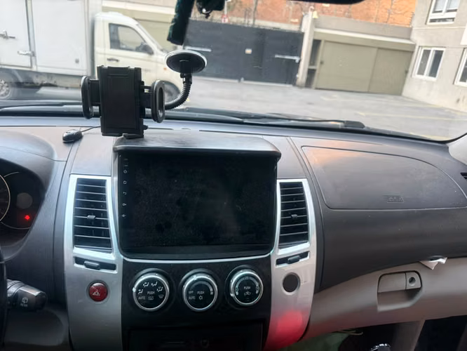 Mitsubishi Montero diesel 4X4 año 2013