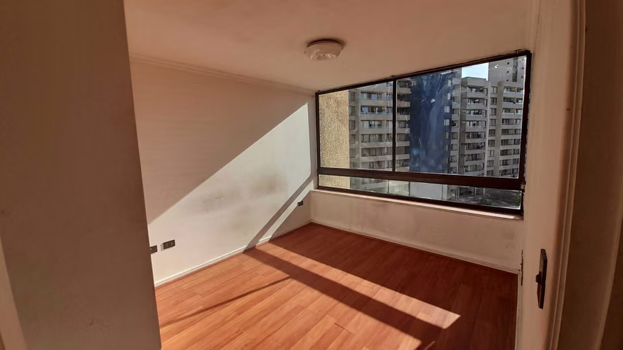 DPTO EN VENTA – Parque Los Reyes-SANTIAGO (164902)