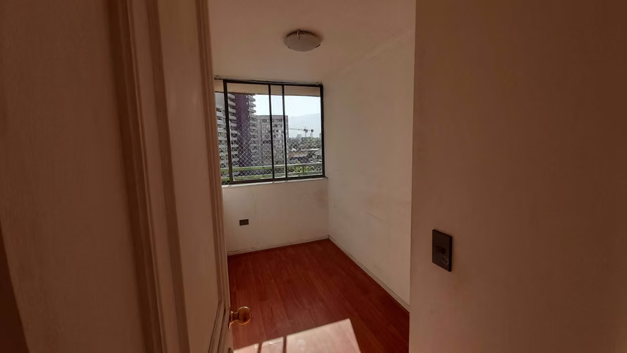 DPTO EN VENTA – Parque Los Reyes-SANTIAGO (164902)