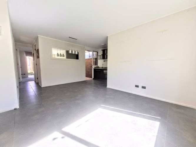 Casa no pareada 3D/1B amplio patio trasero (164904)