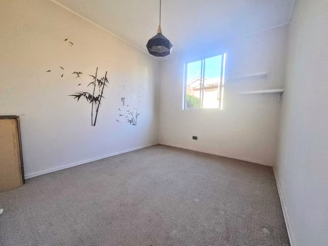Casa no pareada 3D/1B amplio patio trasero (164904)