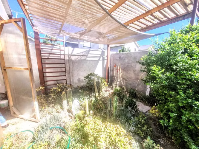 Casa no pareada 3D/1B amplio patio trasero (164904)