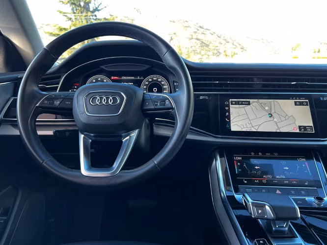 AUDI Q8 55 TFSI QUATTRO 2023
