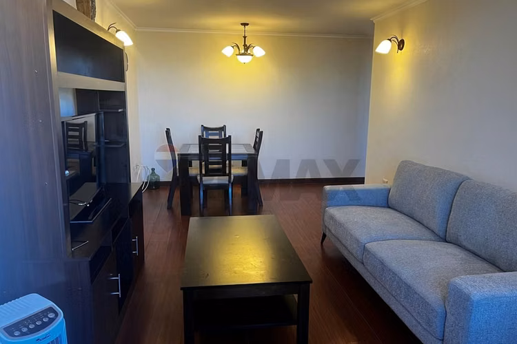 Departamento amoblado en condominio borde río