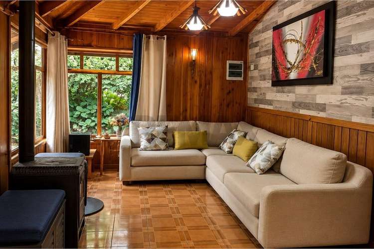Terreno con casa termas pucon - Imagen 13