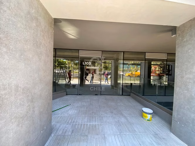 Locales comerciales en galería en Plena Providencia