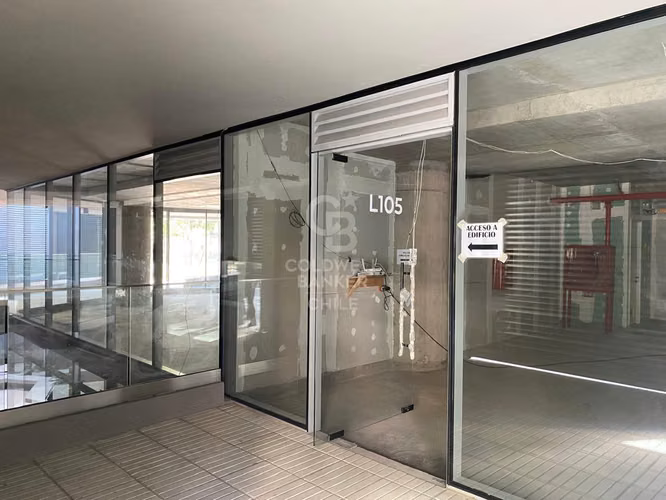 Locales comerciales en galería en Plena Providencia